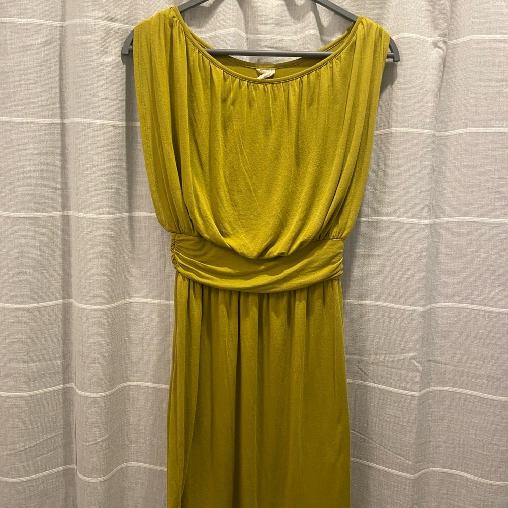 Really, really cute drappy dress